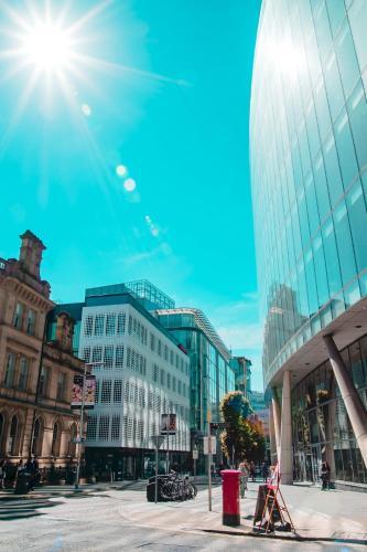 Pass The Keys Comfortable 2 Bed Apartment Central Manchester