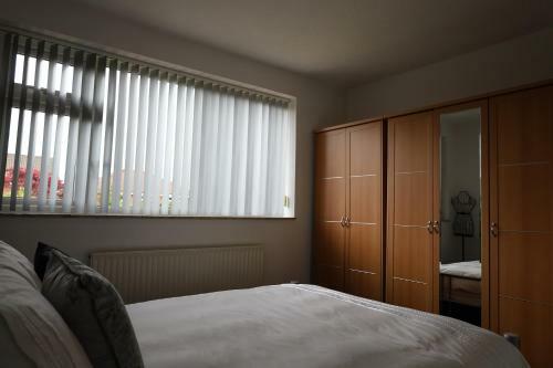 Ideal Home Away At Peveril