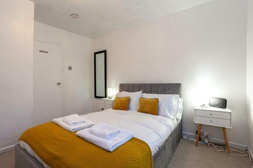 Cosy One Bed Apartment - Close To Cc