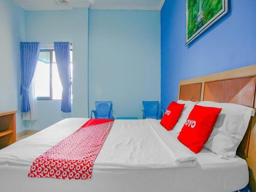 Hotel Oyo 90072 Apri Inn Syariah