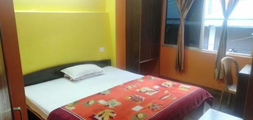 Lama Hotel & Travels