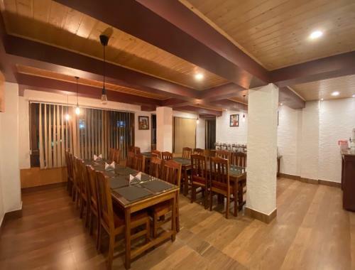 Hotel Maitreyazimkhang