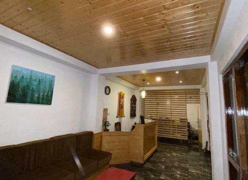 Hotel Maitreyazimkhang