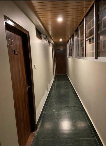 Hotel Maitreyazimkhang
