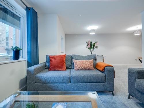 Pass The Keys Spacious Manchester Apartment With Parking