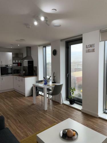 Media City Stays - Luxury Apartments