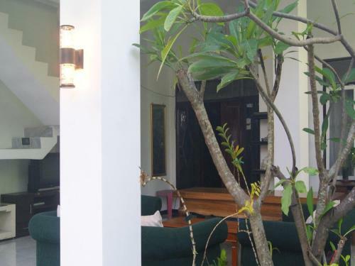 Hostal Jazz Room Kampung Inggris Syariah