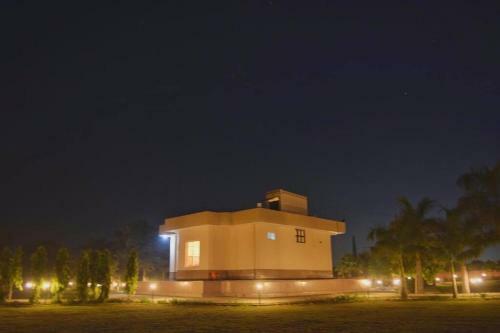 Rishabh Farms