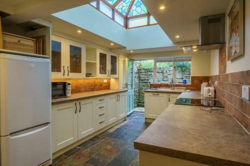 Brookside Cottage