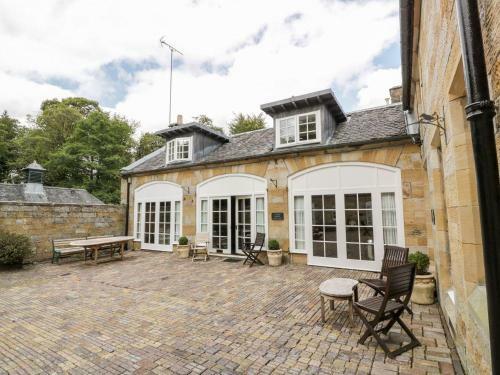 Cloncaird Castle Estate Cottages