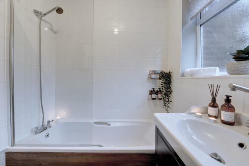Kist Accommodates - Stylish Headingley Apartment