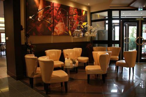 Hotel H�tel Restaurant Les Aliz�s