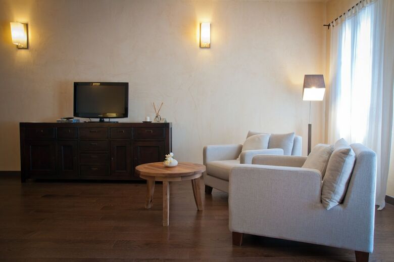 Hotel H�tel Case Latine
