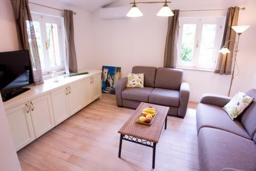 Apartments Beni