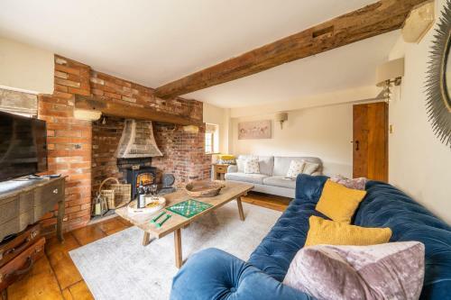 Cotswold Thatched Cottage