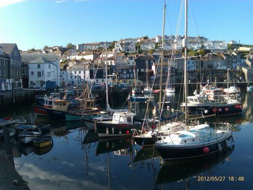 Topheavy Cottage Mevagissey