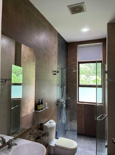 Bluwater Grande Villa 9 By Vale Pine