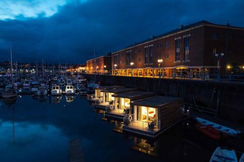 Lodge Milford Waterfront Holiday Properties