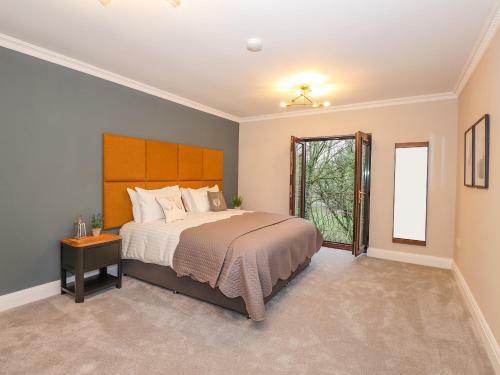 Crooklands Cottage