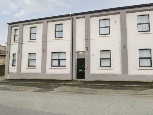 Trinity House Holiday Apartments - Trinity Two