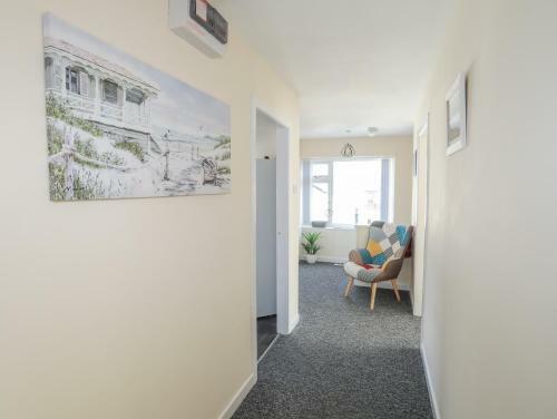 Coastal Cafe Apartment