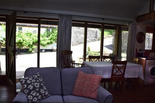 The Courtyard@craig Y Dorth