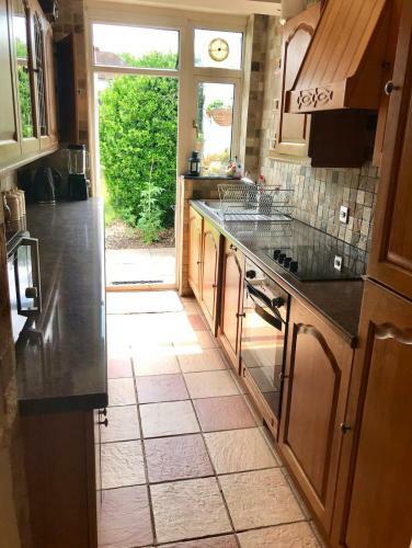 Beautiful House With Excellent Transport Links