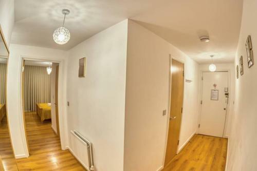 Luxury Two Bed City Apartment -the Hub