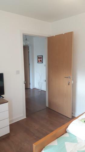 2 Double Rooms Available In 3 Bedroom House