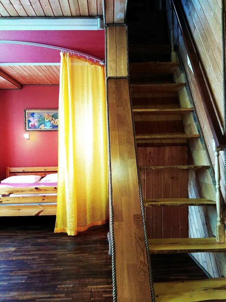 Abyrvalg Hotel