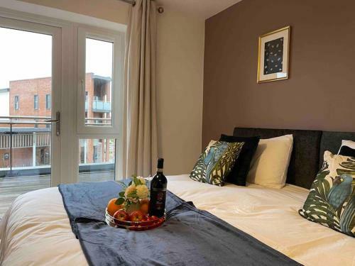 Roseview Luxury 2-bed Apartment With Huge Balcony