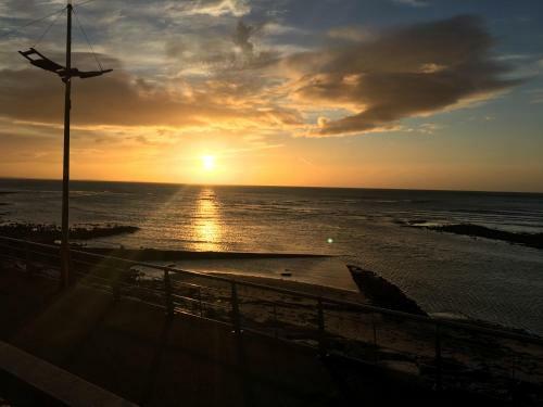 B2 Waterfoot Apartment