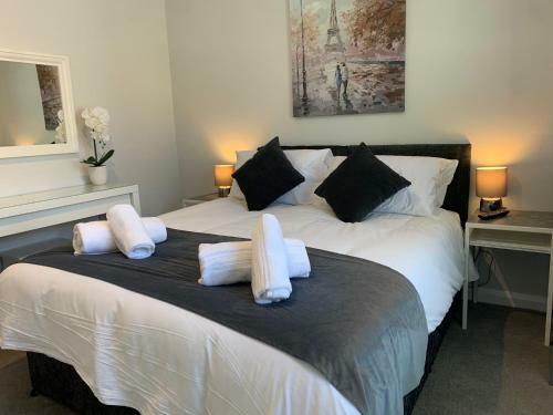 Eclipse Apartment No 3