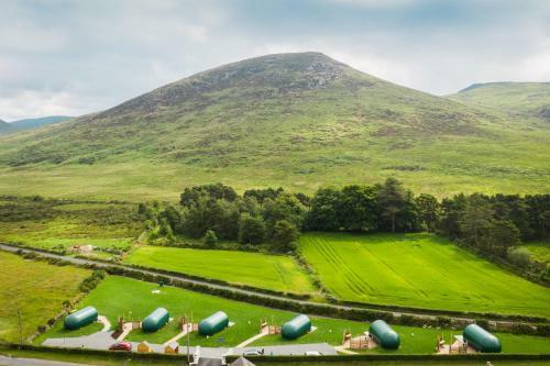 Leitrim Lodge Luxury Glamping Pods Mourne Mountains