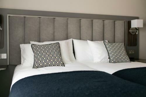 Custom House Apartments