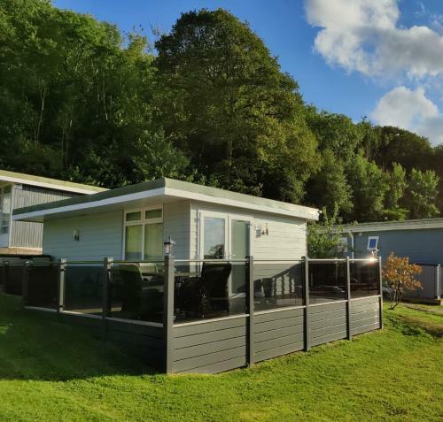 Cuddfan, Woodlands Park Resort