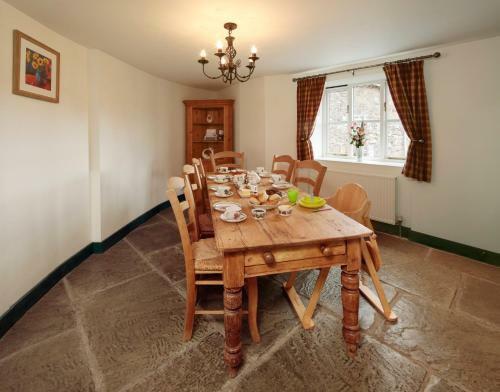 Long Barn Holiday Cottages