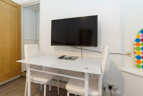 Apartamento Cosy Studio Flat By Propertri