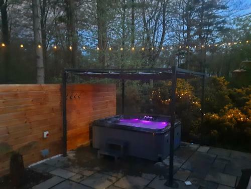 Treehouse - Hot Tub