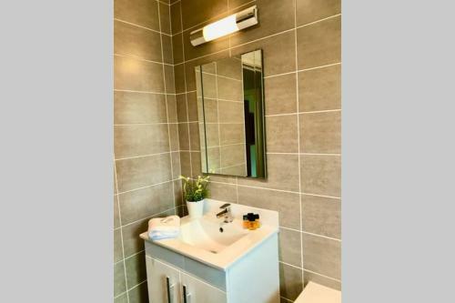 Stylish Quayside 2 Bed Apartment With Beautiful River Views