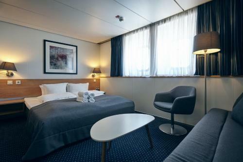 Dfds Ferry - Newcastle To Amsterdam