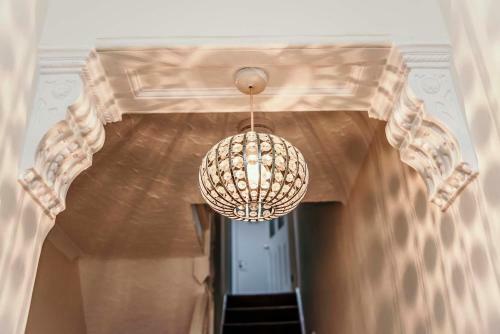 Lennard House By Propertri