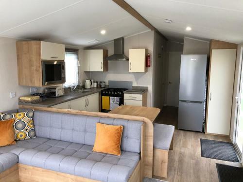Whitley Bay 4 Berth Luxury Caravan