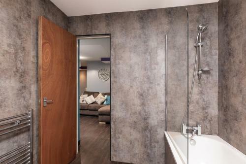 Newcastle Spacious City Centre Apartments