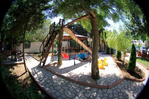 Hotel Vila Casa Leul