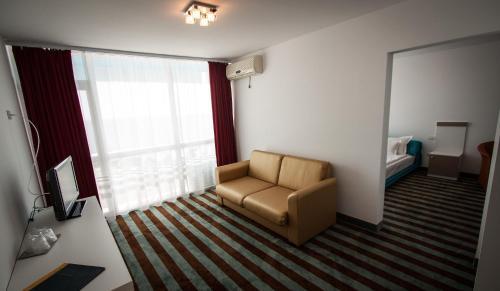 Hotel Opal