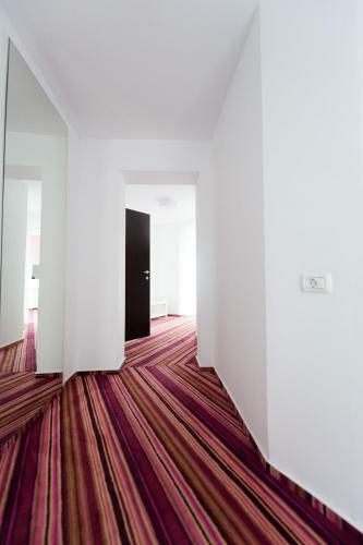 Hotel Opal