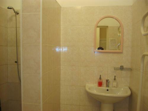Hostal Kingisepp Guest House