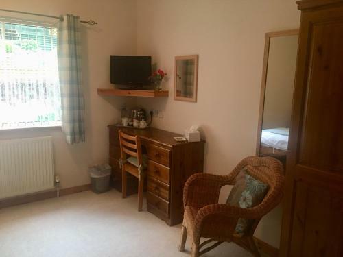 Hostal White Cottage B&B