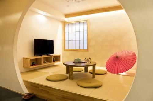 Hostal Guesthouse Raku